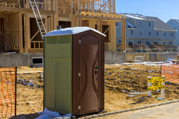 Best Portable toilet rental cost  in Waverly, IL