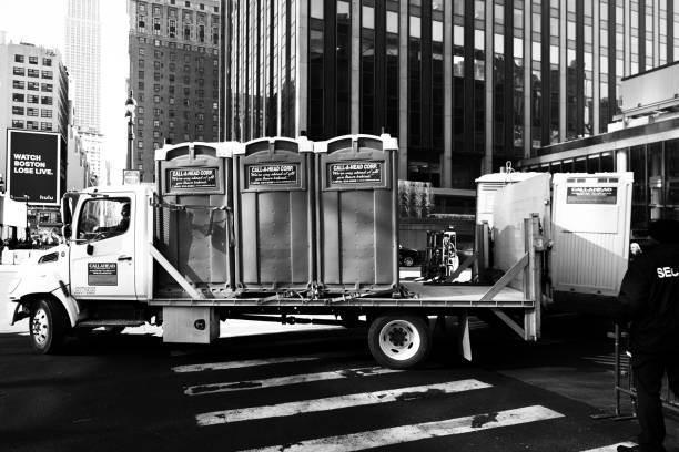 Professional porta potty rental in Waverly, IL